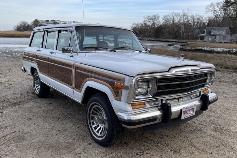 1988 Jeep Grand Wagoneer 4x4