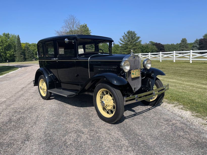 1930 Ford Model A Fordor 3W