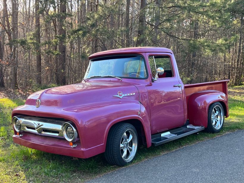 1956 Ford F-100 Custom Cab - Small Block Chevy 305