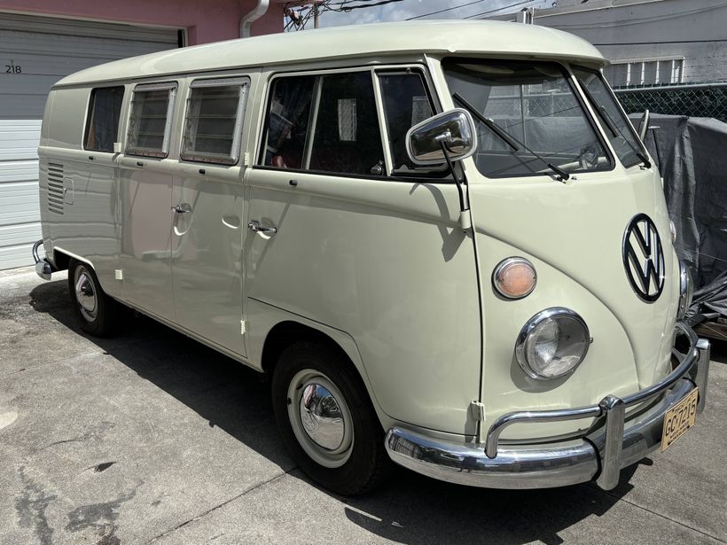 1966 Volkswagen Transporter Campmobile