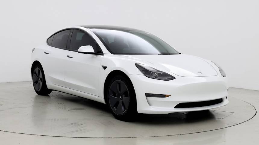  2022 Tesla Model 3 Standard Range Plus