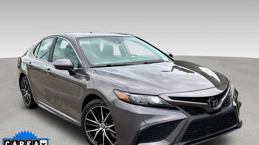  2021 Toyota Camry SE