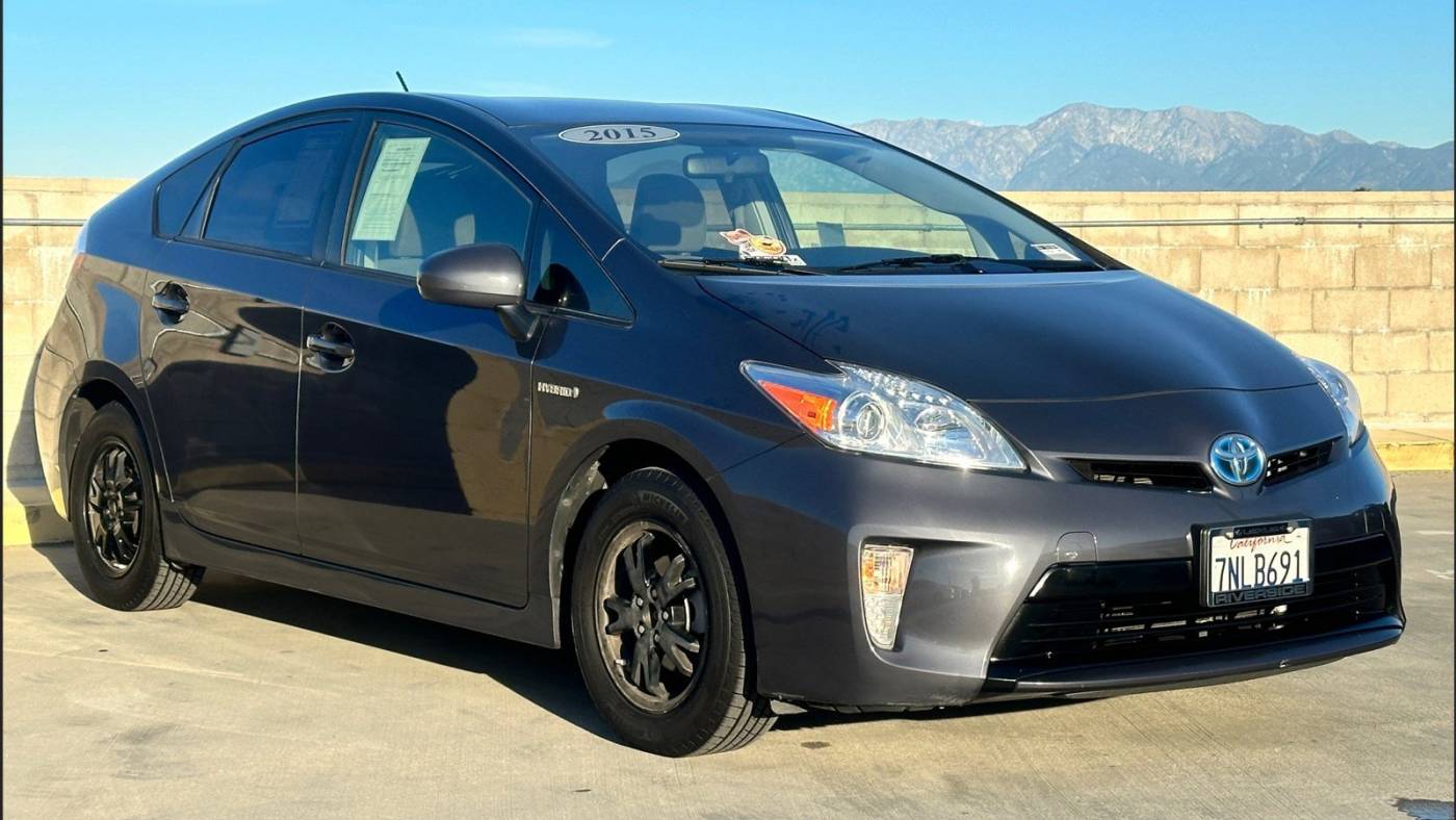  2015 Toyota Prius Two