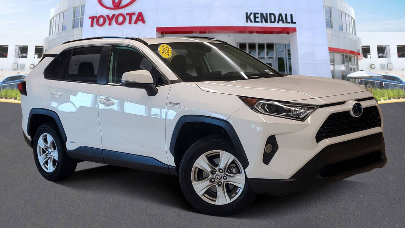  2021 Toyota RAV4 Hybrid XLE