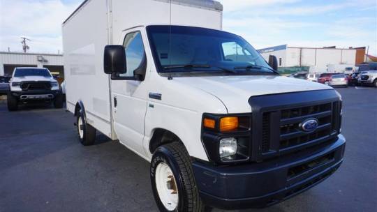  2015 Ford Econoline Commercial Cutaway E-350