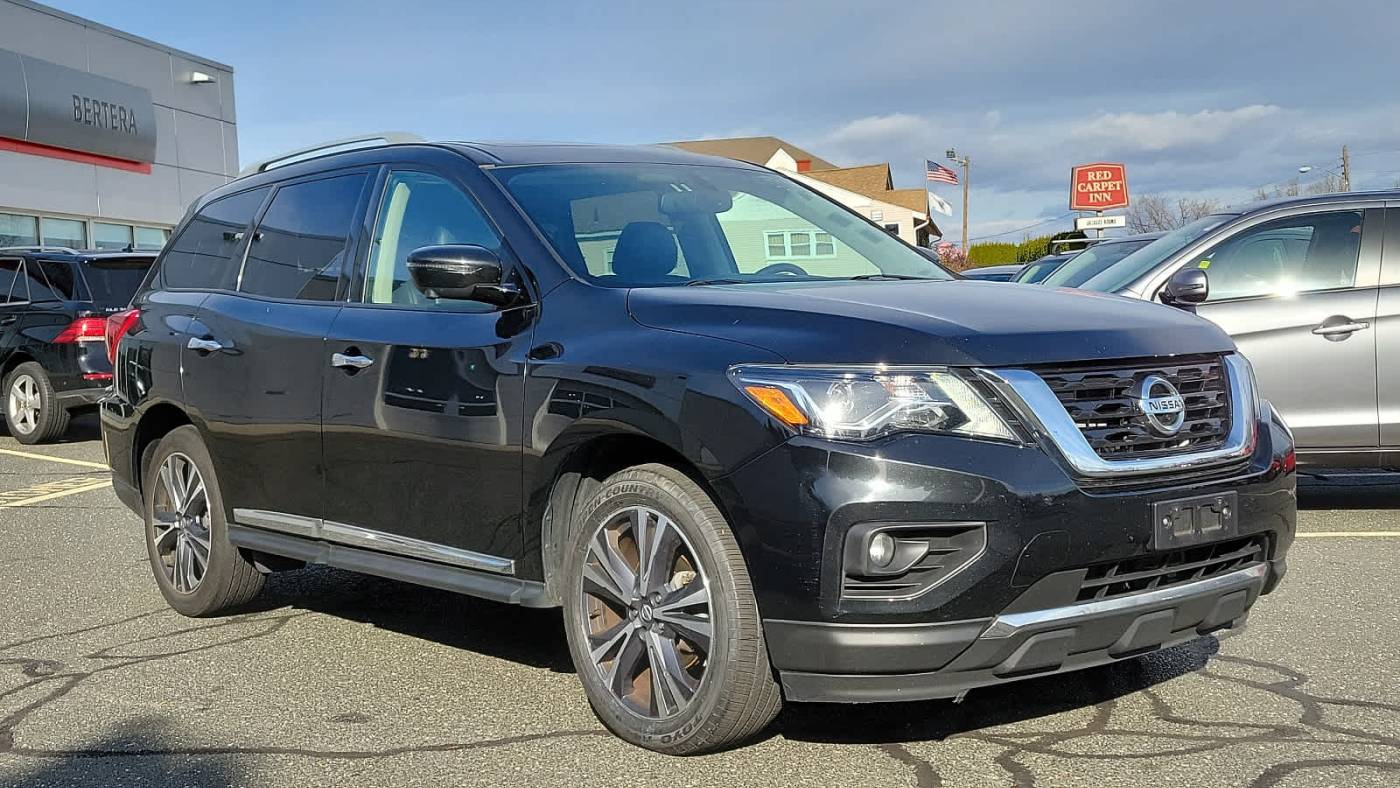  2020 Nissan Pathfinder Platinum