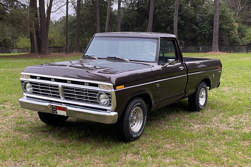 1975 Ford F-100 Custom Short Bed