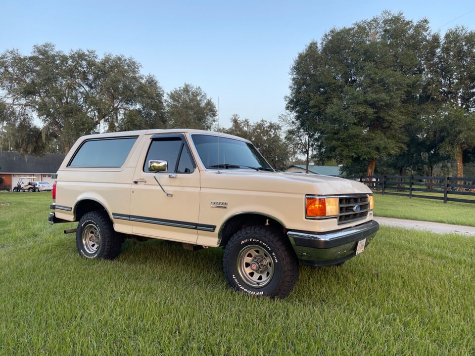 1990 Ford Bronco XLT Sport Utility 2-door 5.8l