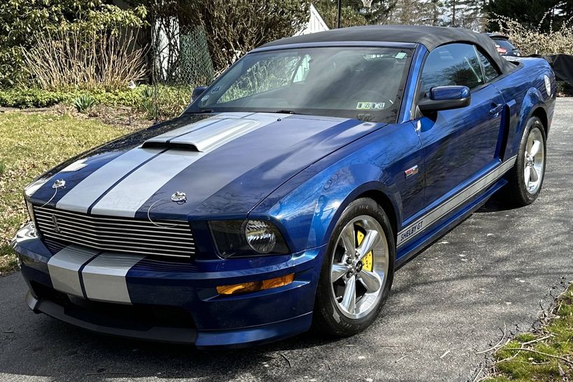 2008 Ford Mustang Shelby GT Convertible With a Five-Speed