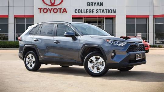  2021 Toyota RAV4 Hybrid XLE