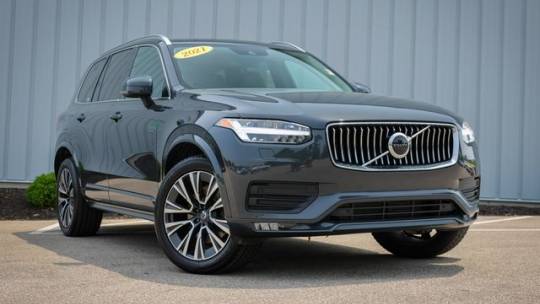  2021 Volvo XC90 Momentum