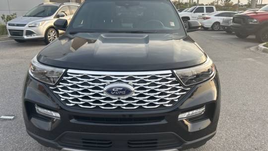  2022 Ford Explorer Platinum