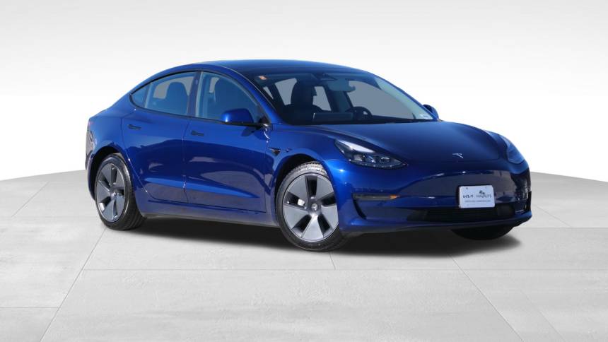  2022 Tesla Model 3 Standard Range Plus