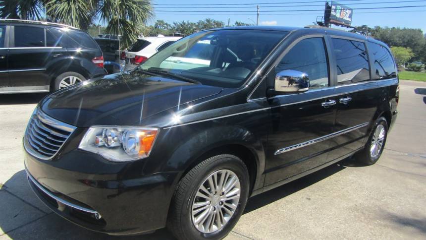  2015 Chrysler Town & Country Touring-L