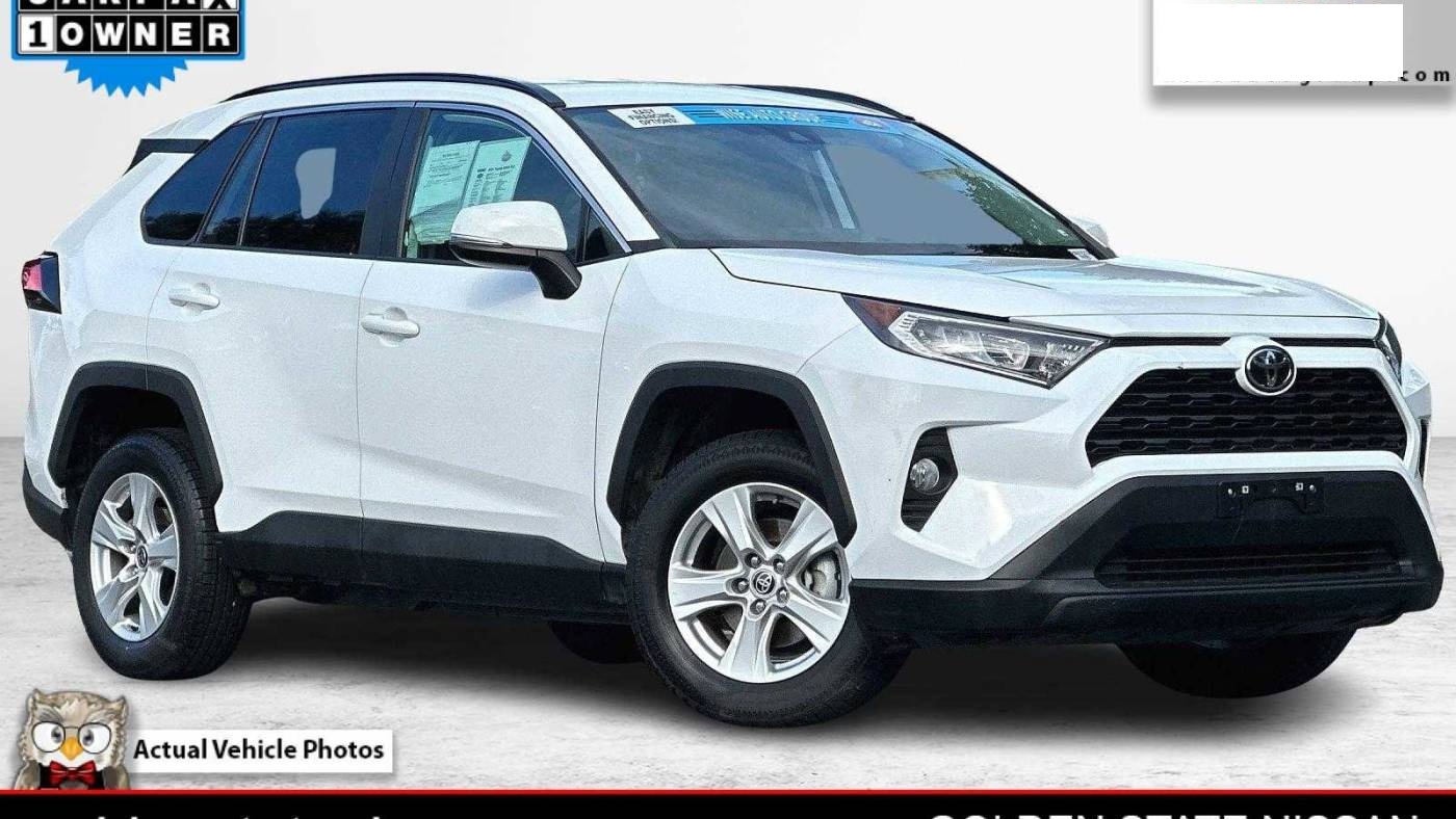  2021 Toyota RAV4 XLE