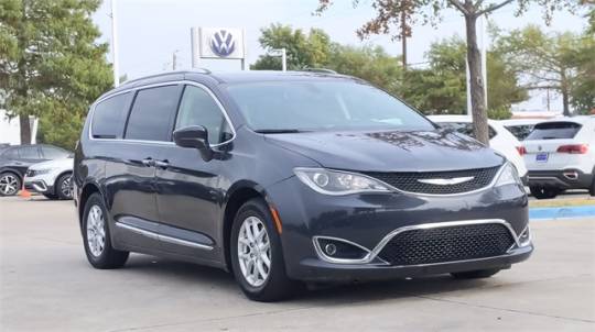  2020 Chrysler Pacifica Touring L