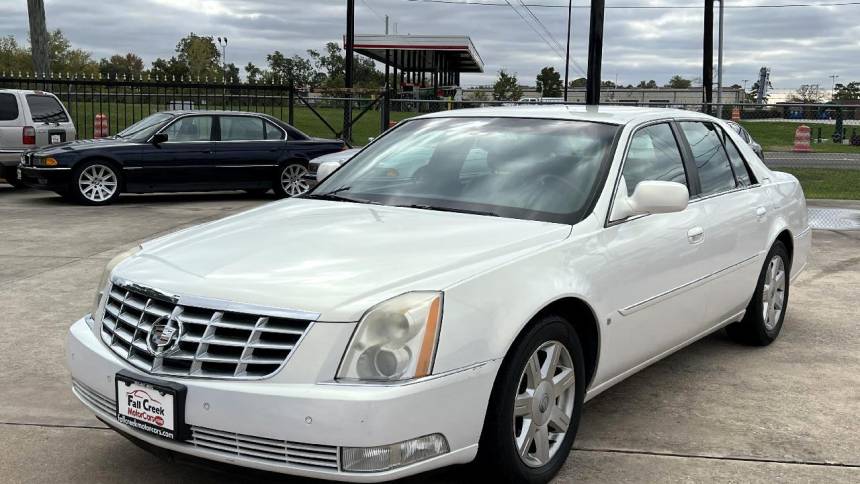  2007 Cadillac DTS Standard