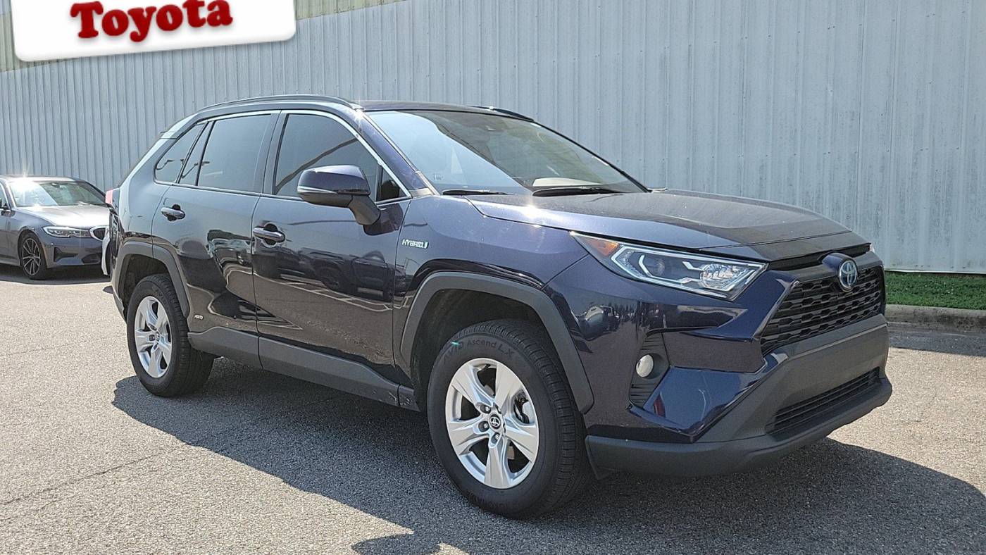  2021 Toyota RAV4 Hybrid XLE