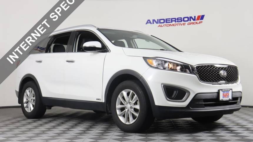  2016 Kia Sorento LX