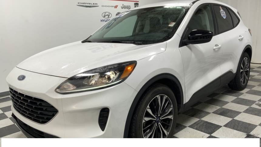  2021 Ford Escape SE