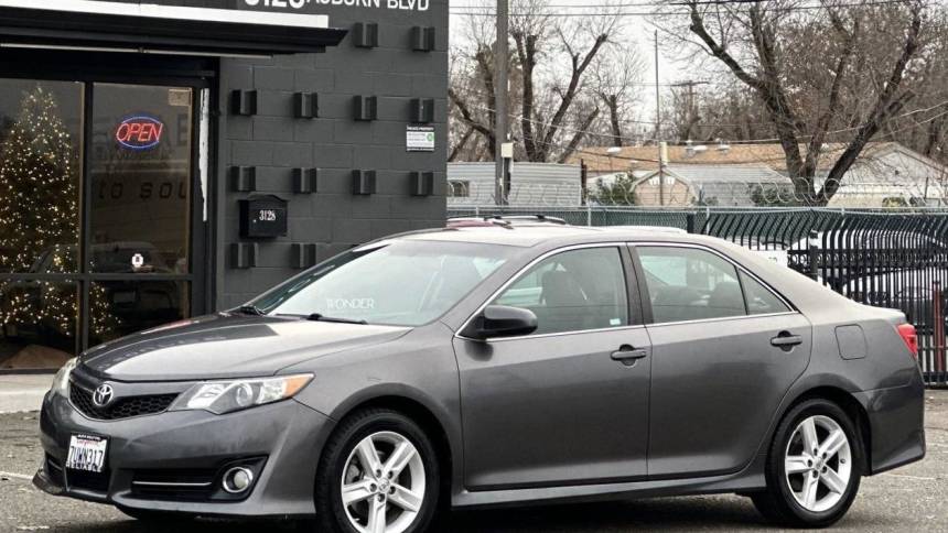  2013 Toyota Camry SE