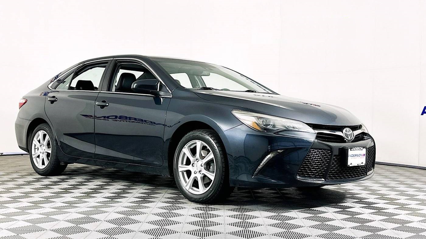  2015 Toyota Camry XSE V6