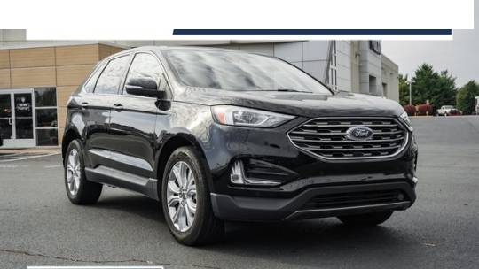  2022 Ford Edge Titanium