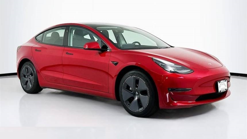  2022 Tesla Model 3 Standard Range Plus