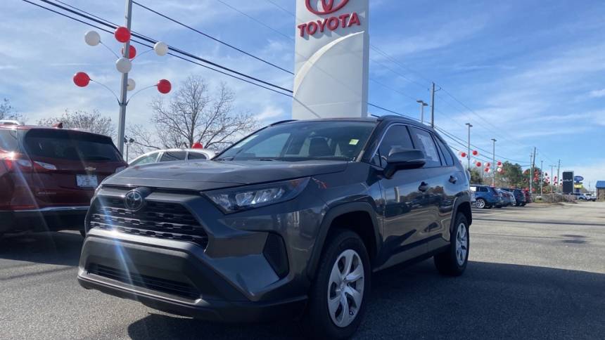  2020 Toyota RAV4 LE