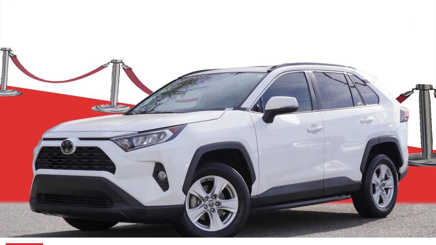  2021 Toyota RAV4 XLE