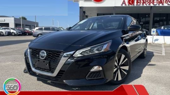  2022 Nissan Altima SV