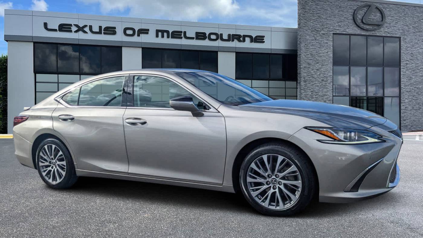  2021 Lexus ES 350