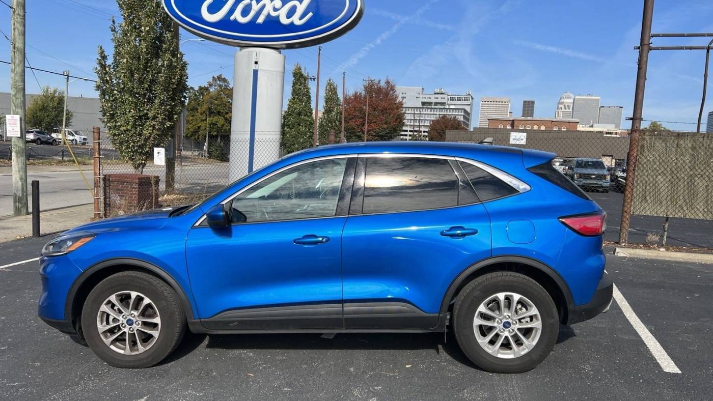  2021 Ford Escape SE