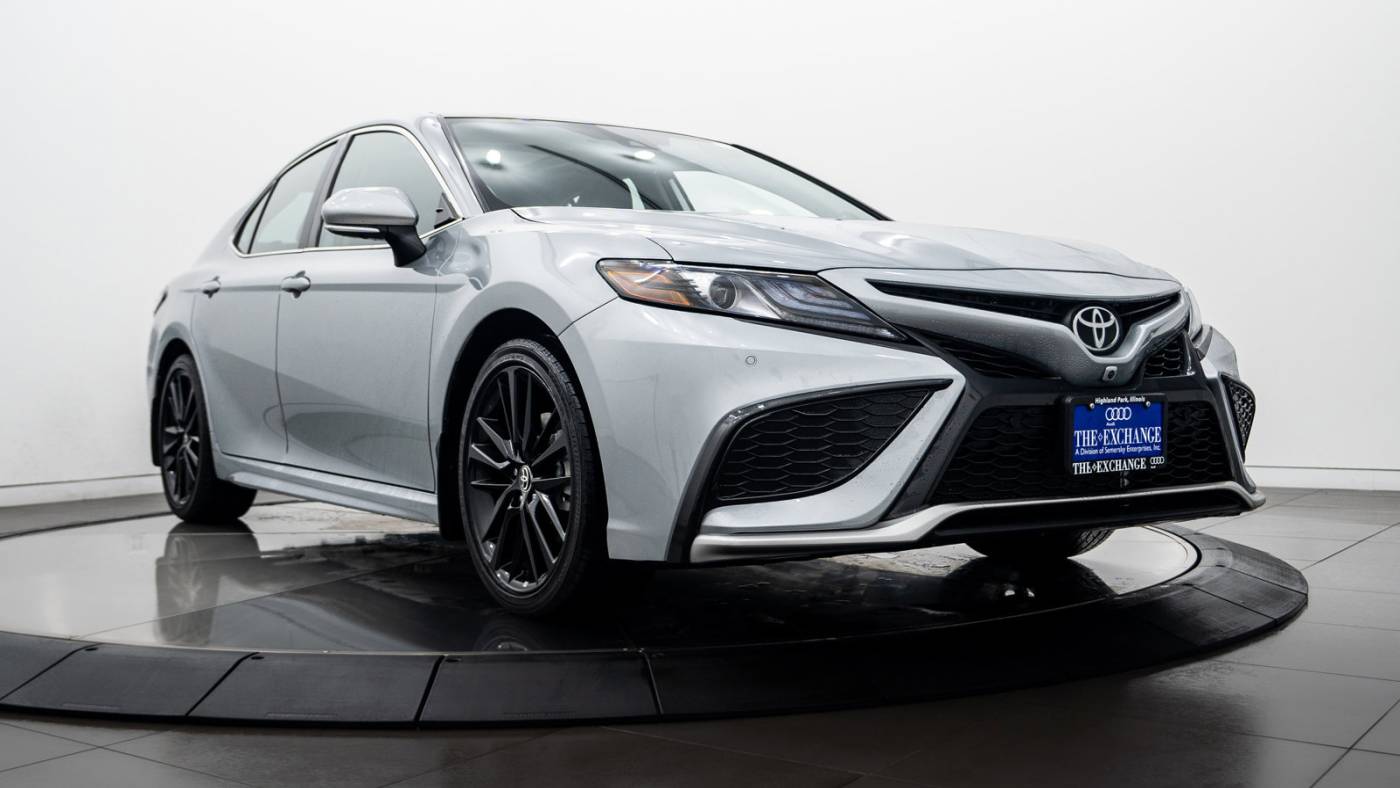  2023 Toyota Camry XSE V6