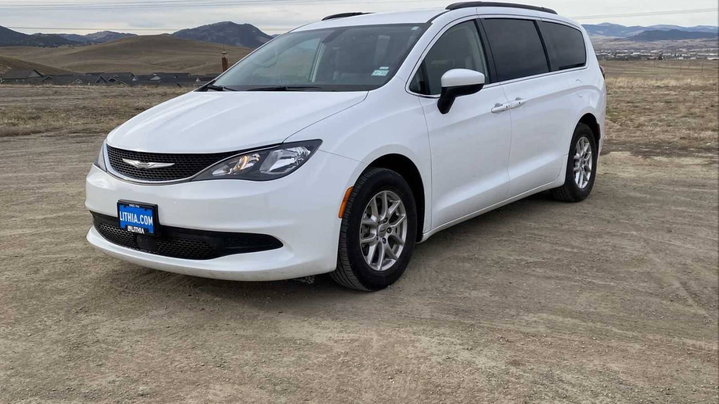  2021 Chrysler Voyager LXI