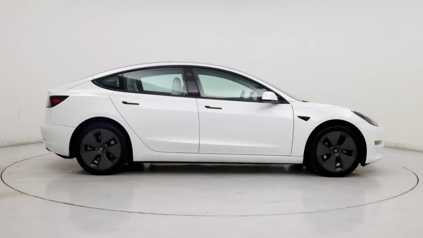  2022 Tesla Model 3 Standard Range Plus