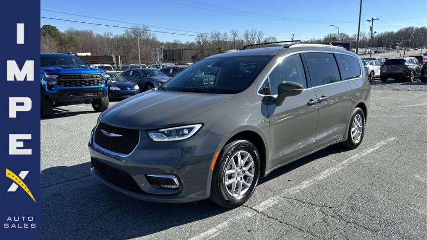  2022 Chrysler Pacifica Touring L