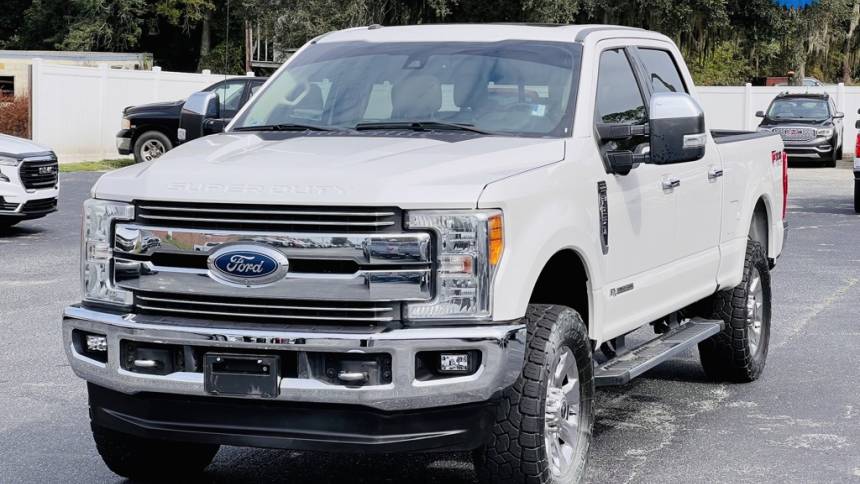  2017 Ford Super Duty F-250 Lariat