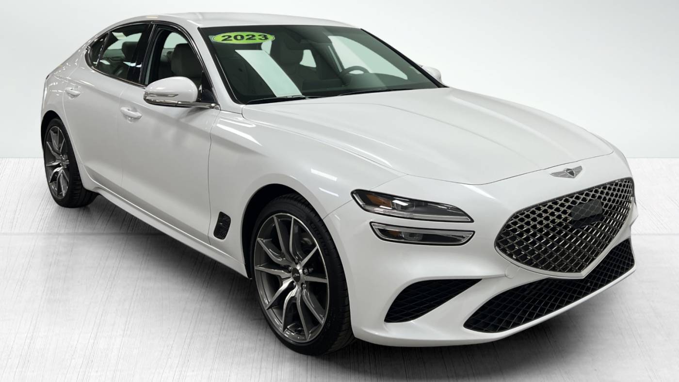  2023 Genesis G70 2.0T