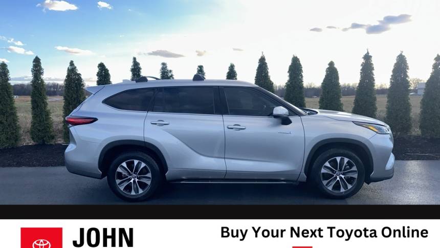  2021 Toyota Highlander Hybrid XLE