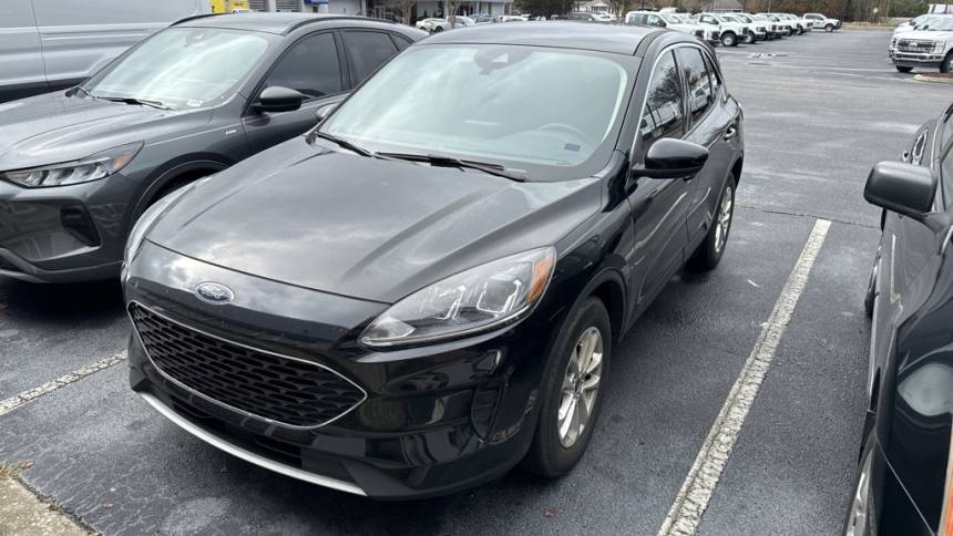  2020 Ford Escape SE