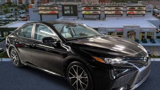  2021 Toyota Camry SE