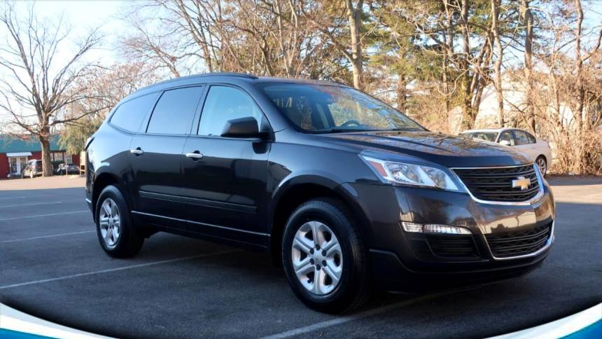  2017 Chevrolet Traverse LS