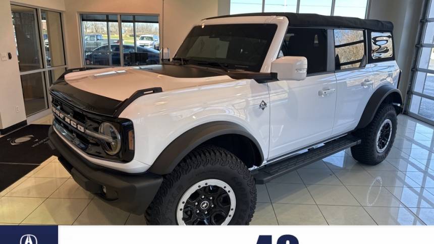  2022 Ford Bronco Outer Banks