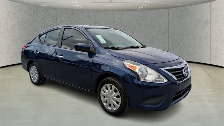  2019 Nissan Versa SV