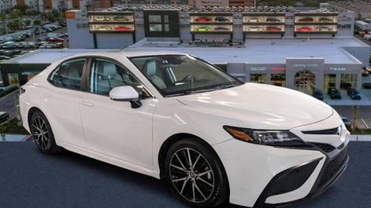  2021 Toyota Camry SE