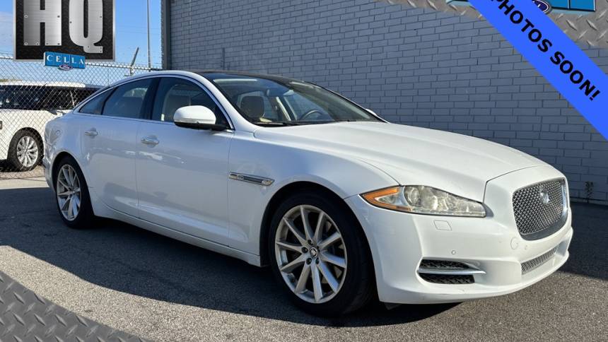  2013 Jaguar XJ Standard