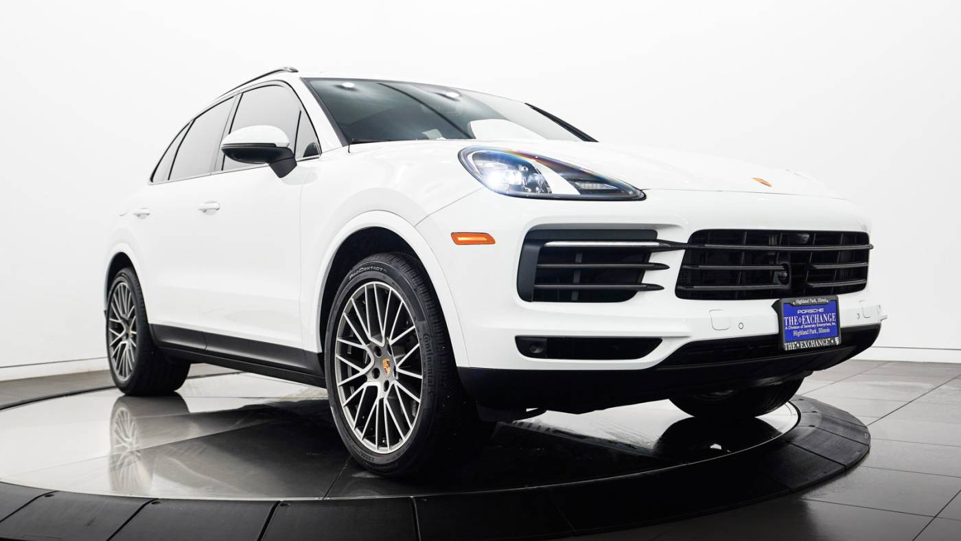  2023 Porsche Cayenne Platinum Edition