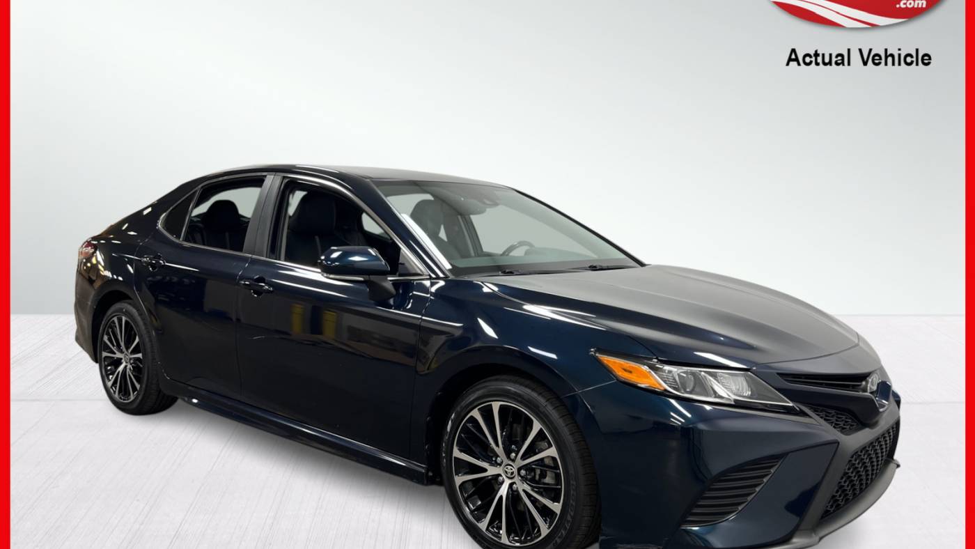  2020 Toyota Camry SE