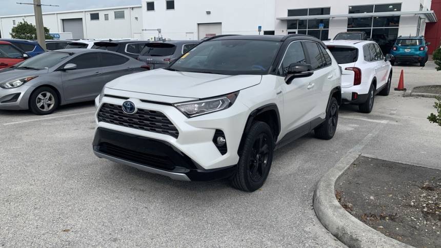  2020 Toyota RAV4 Hybrid XSE